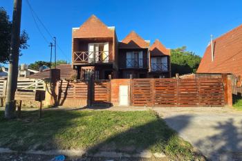 En Venta Block de tres Dúplex 3 ambientes, Santa Clara del Mar